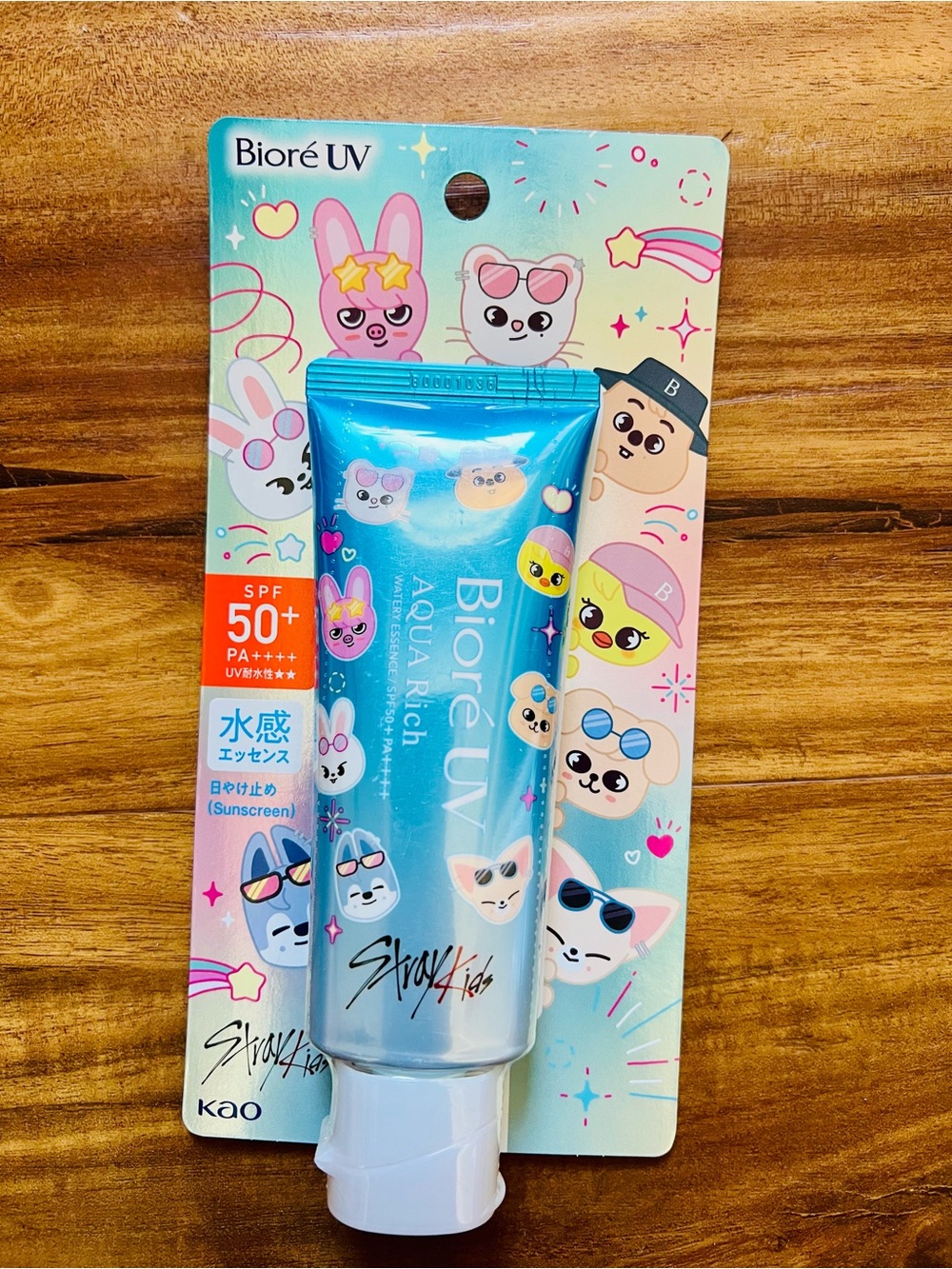 Stray kids Skzoo Biore UV AQUA Rich Watery Essence 2.46floz(70g)